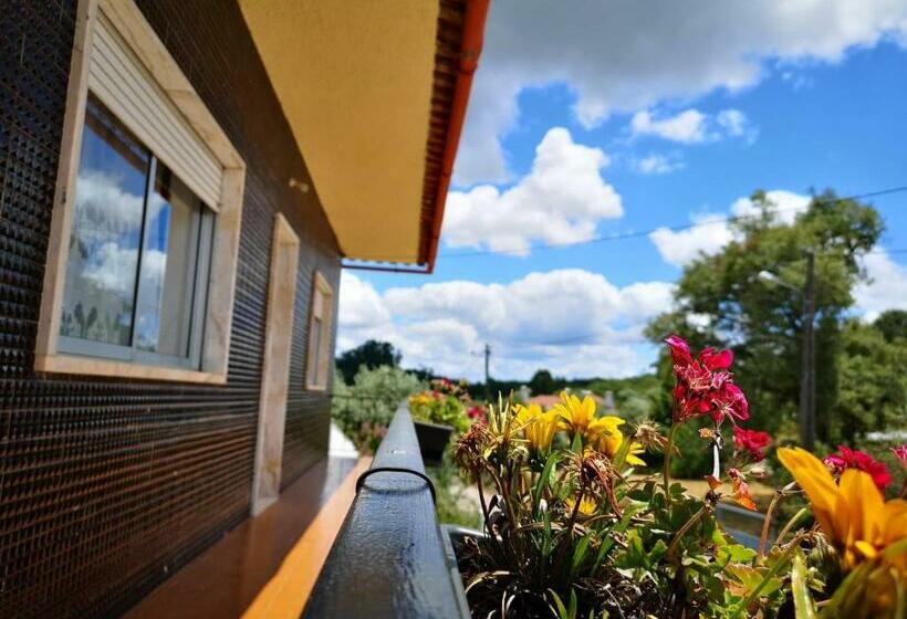 צימר Quinta Dos Church