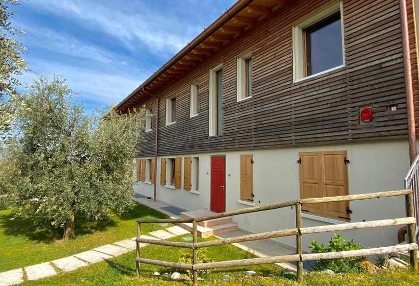 ホテル Agriturismo Fioralba