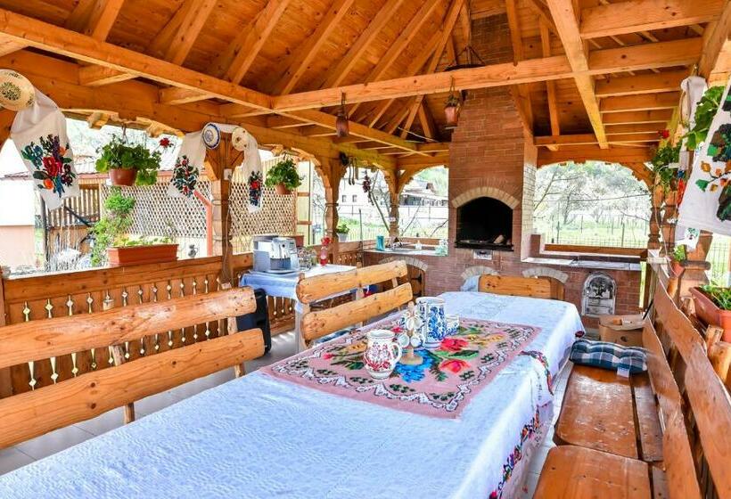 پانسیون Casa Nely