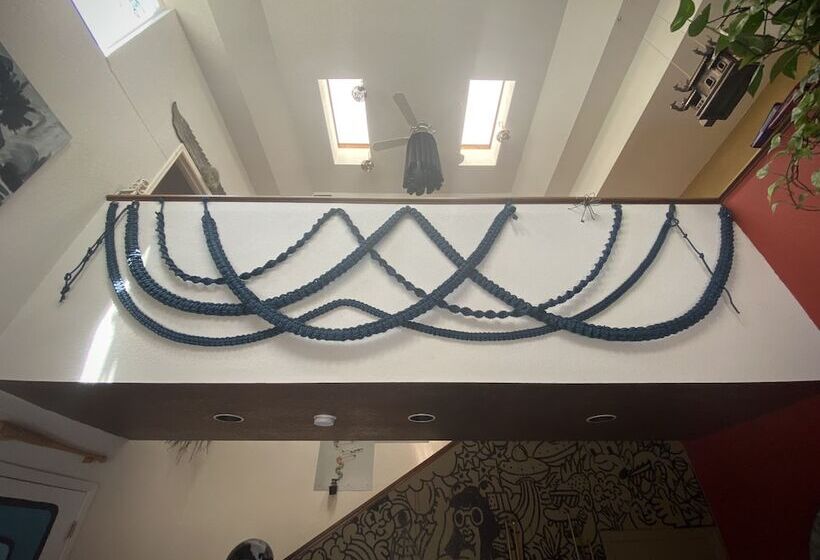 تختخواب و صبحانه My Big Art Project