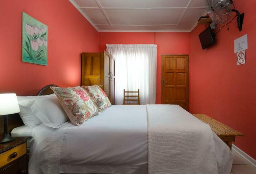 ペンション La La Dathel Guesthouse