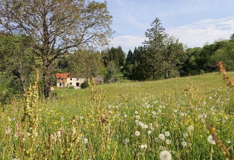 민박 La Ferme De Jean Entre Lacs Et Montagnes