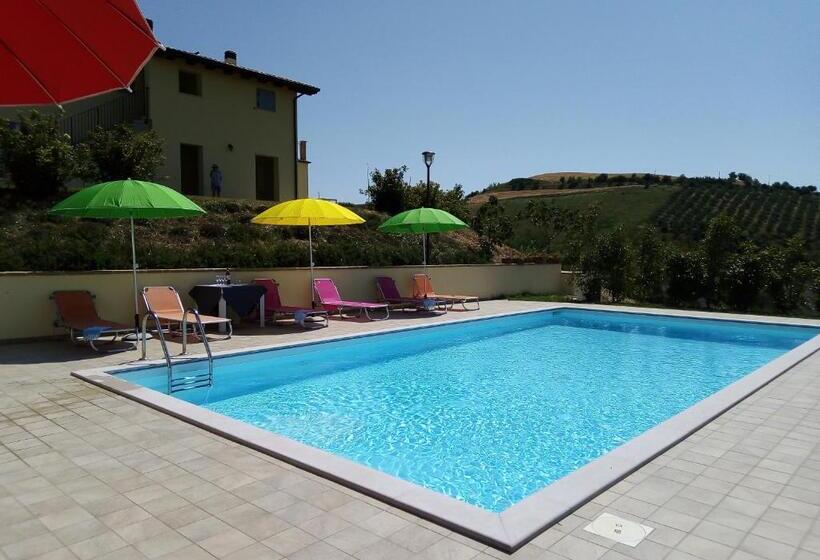 호텔 Agriturismo Terra Dei Falchi