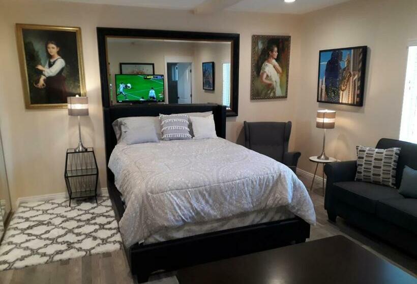 Пансион Comfortable Luxury Studio