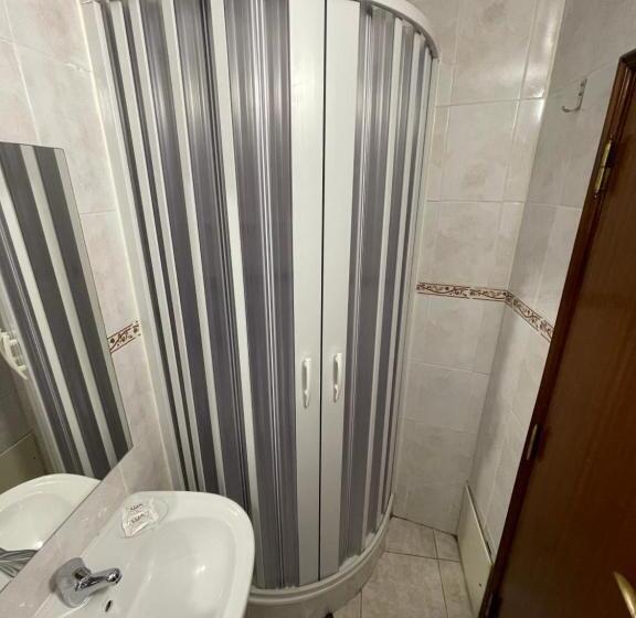 פנסיון Guest House Towercc