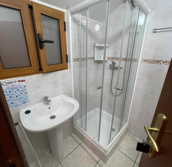פנסיון Guest House Towercc