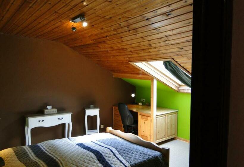 مبيت وإفطار Chambres D Hôtes Des Ardennes