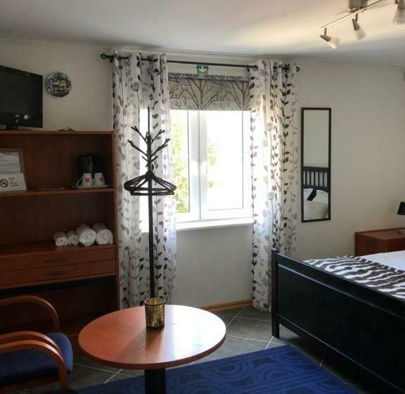 تختخواب و صبحانه Gästhus La Casa