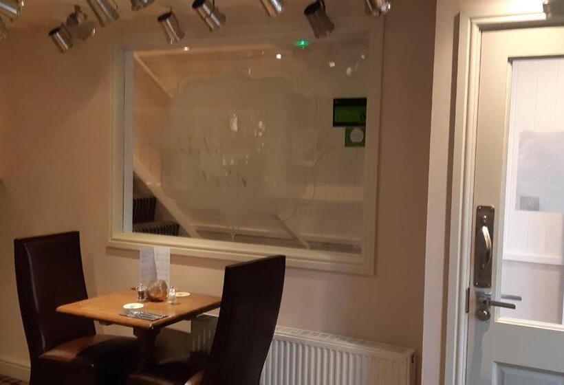 فندق The Masons Arms