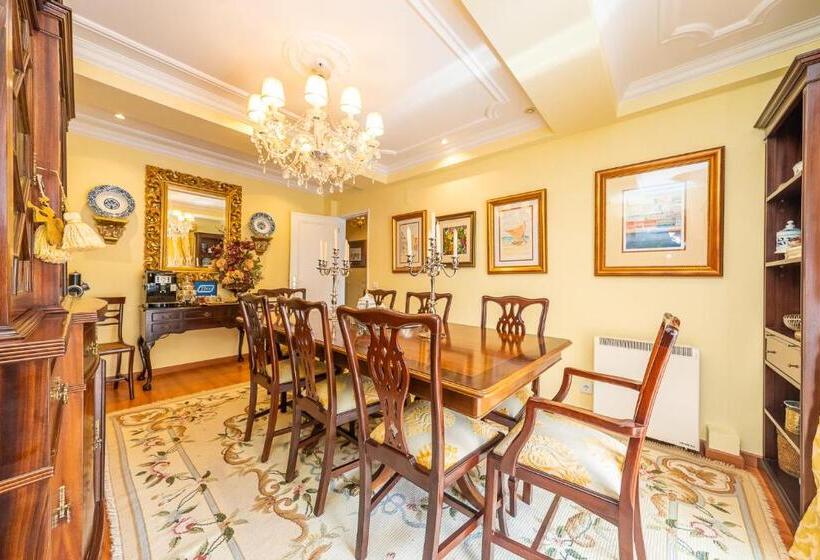 پانسیون Lourenço S House Deluxe Cascais