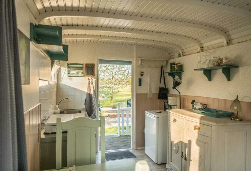 ベッドアンドブレックファースト Pipowagen Elsebein Groningen Westerwolde Unieke Ligging Met Eigen Tuin En Vrij Uitzicht Over Veld Na