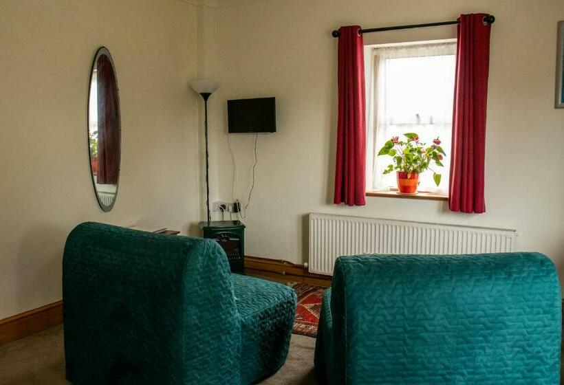 住宿加早餐  Hill View