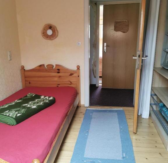 Пансион Ferienwohnungen Berghof