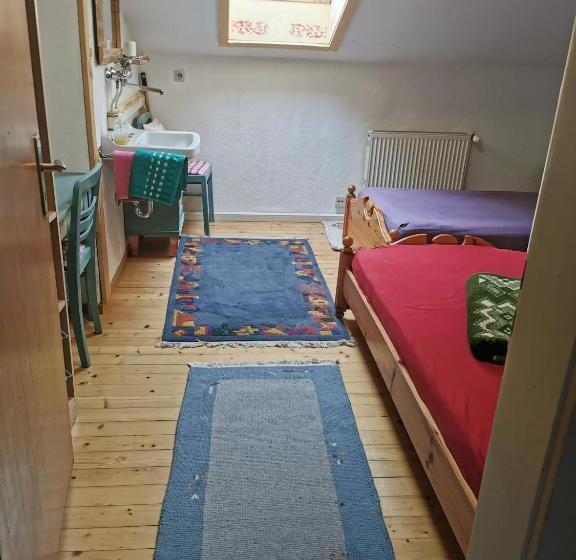 Пансион Ferienwohnungen Berghof