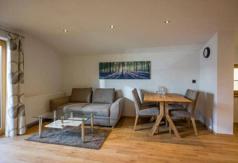 פנסיון Haus Panorama