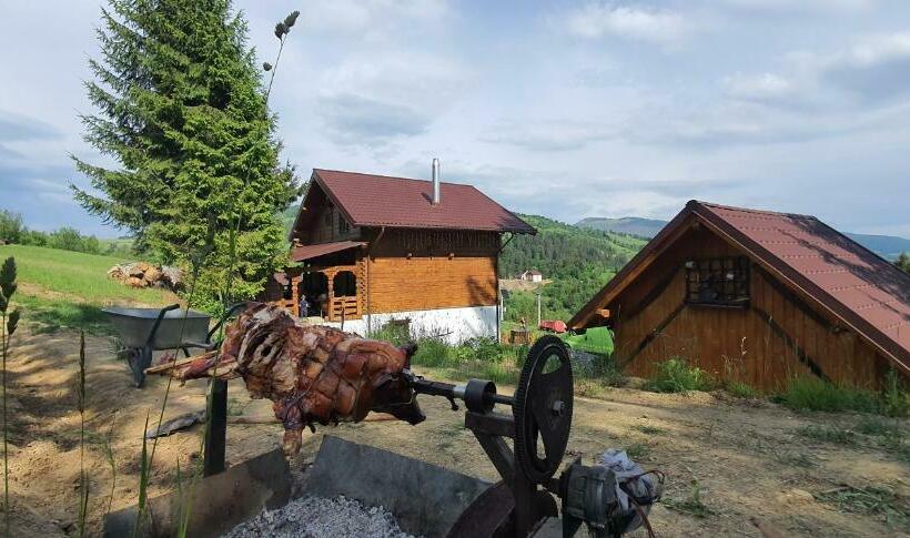 مبيت وإفطار Tulean Cabin