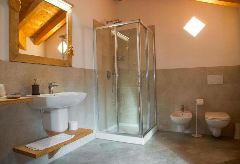 ホテル Alpen Chalet   Charme Mountain