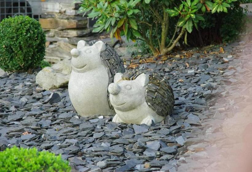 ホテル Weingut Weich