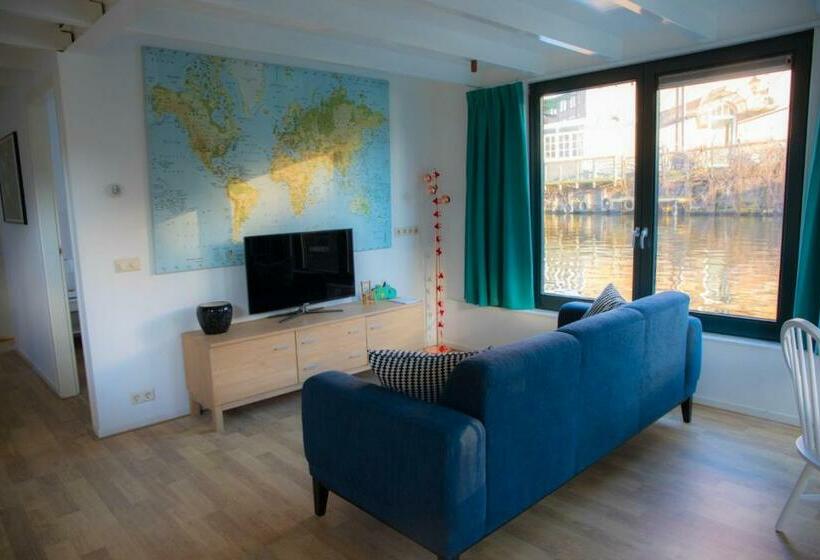 פנסיון Houseboat Piano Forte