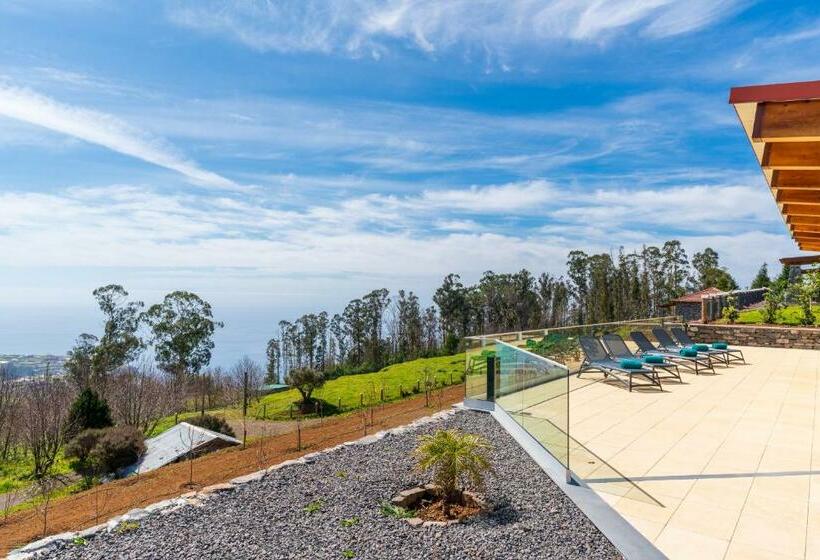 پانسیون Rochão Village By Rent2u, Lda