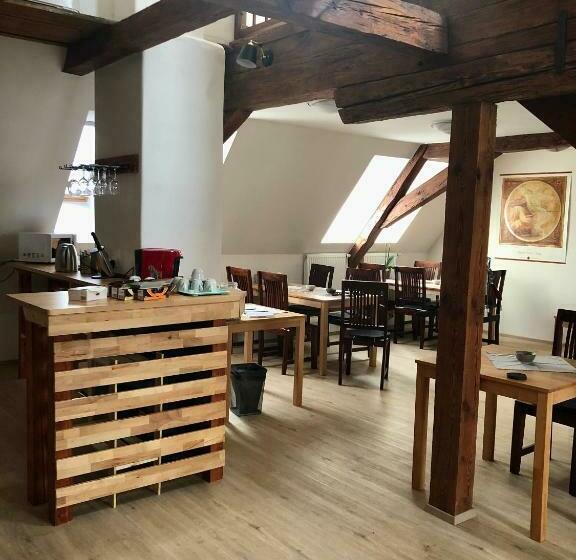 پانسیون Penzion U Kapitána