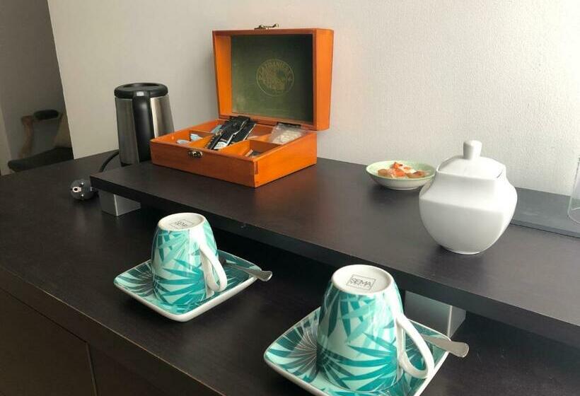 مبيت وإفطار Le Cèdre Bleu