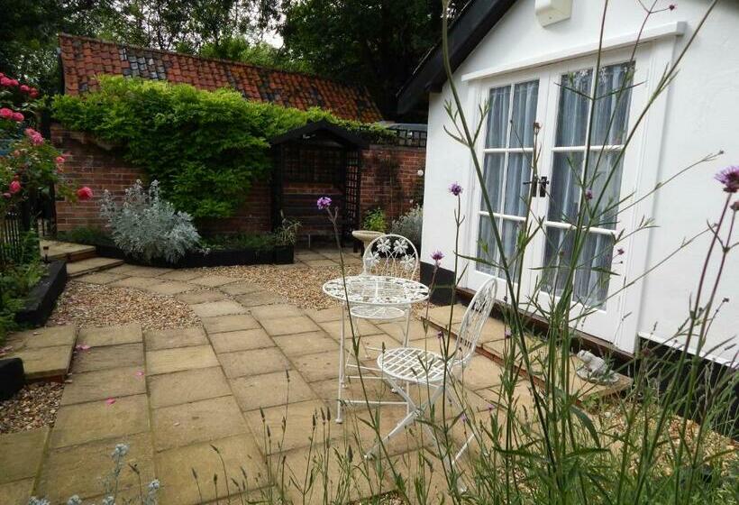 Frogs Hall B&b