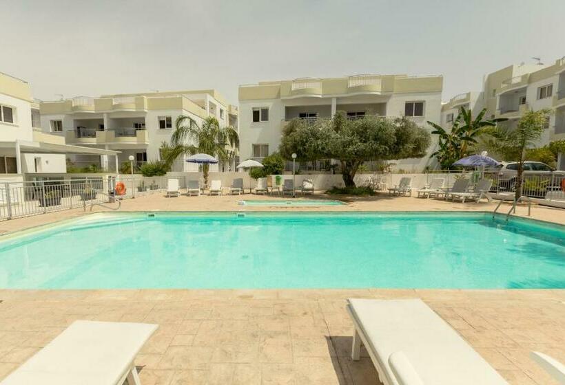Oceania Bay Village