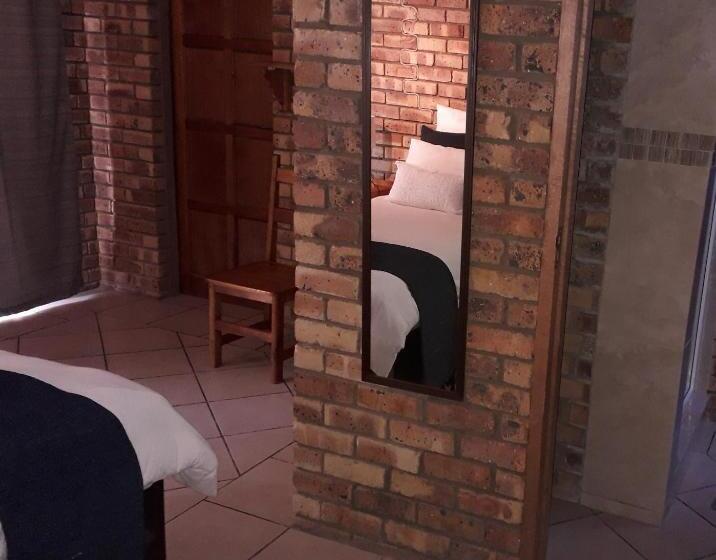 ペンション Burgersfort Gastehuis