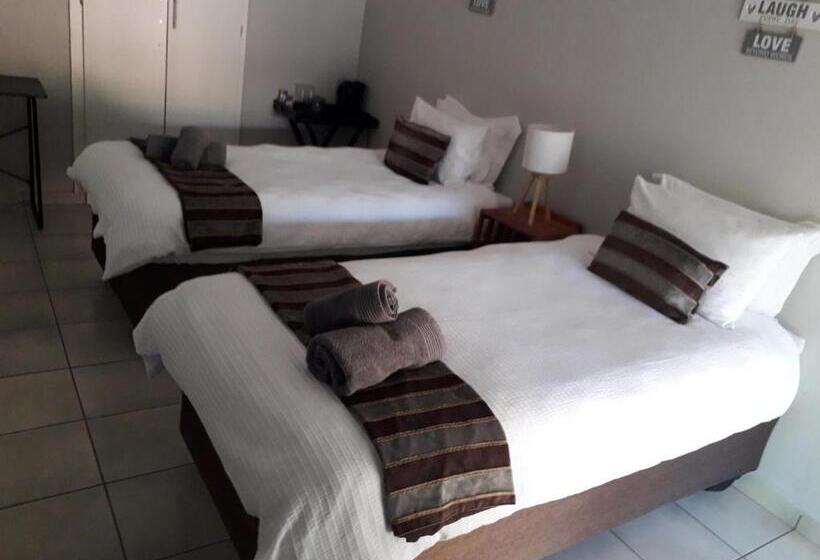 ペンション Burgersfort Gastehuis