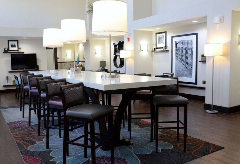 Hampton Inn & Suites Athens I 65
