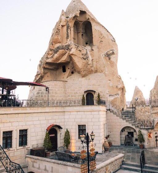 هتل Cappadocia Cave Suites