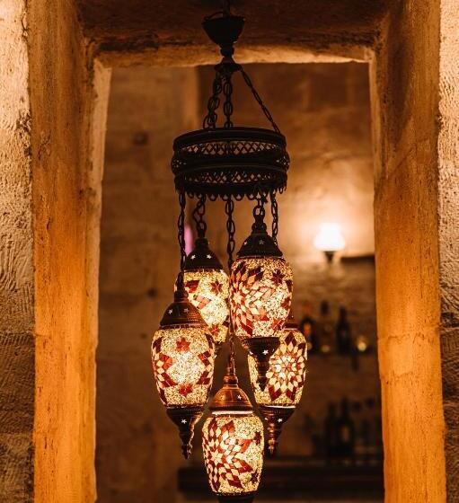 هتل Cappadocia Cave Suites