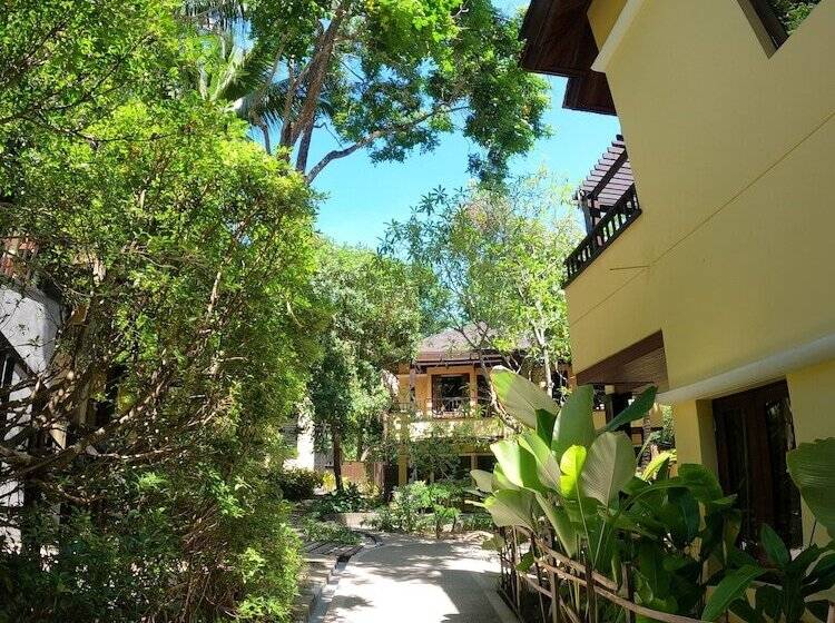 هتل Chantaramas Beach Resort, Koh Phangan