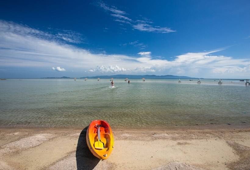 هتل Chantaramas Beach Resort, Koh Phangan