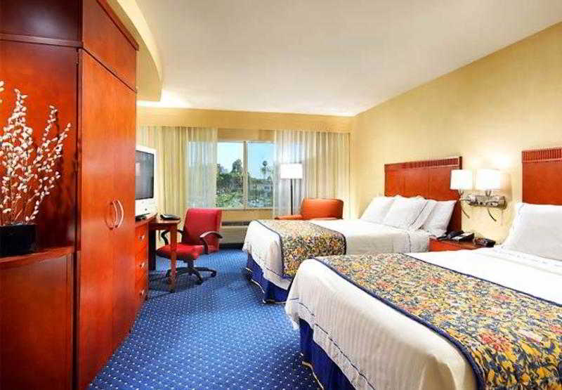 فندق Courtyard By Marriott Sacramento Cal Expo