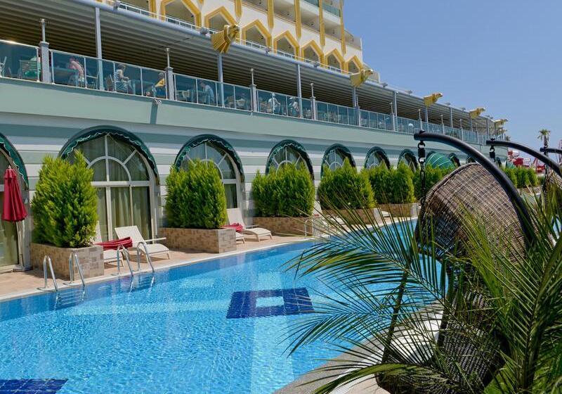 هتل Delphin Imperial Lara