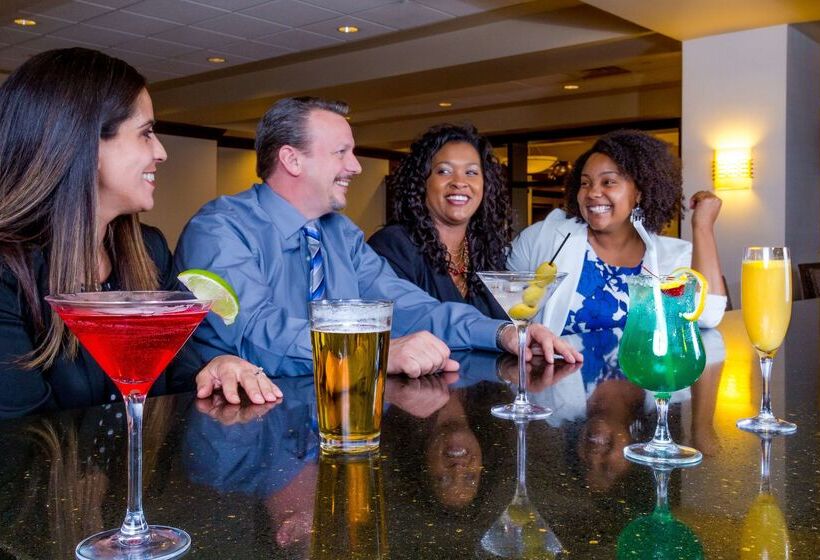 בית מלון כפרי Doubletree By Hilton Las Vegas Airport