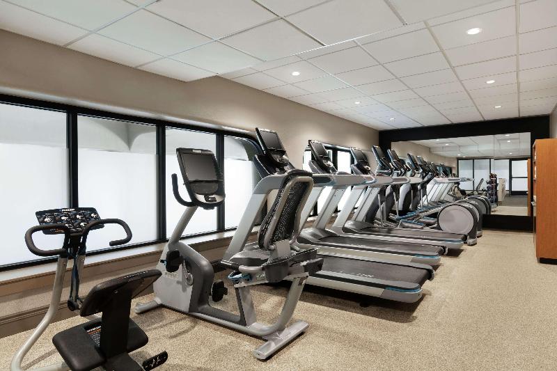 فندق Embassy Suites By Hilton Arcadia Pasadena Area