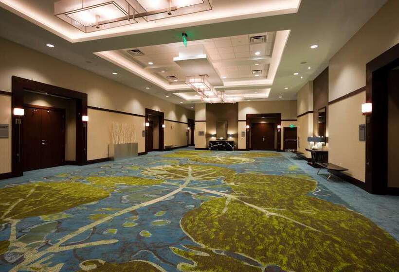 هتل Embassy Suites By Hilton Denver Downtown Convention Center