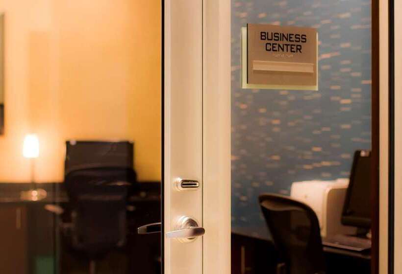 هتل Embassy Suites By Hilton Denver Downtown Convention Center