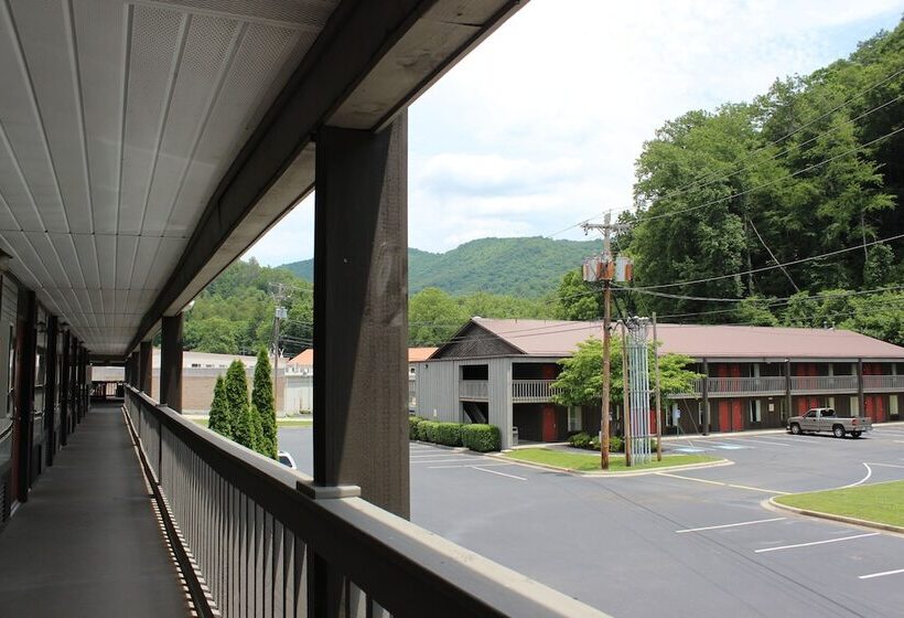 호텔 Great Smokies Inn  Cherokee