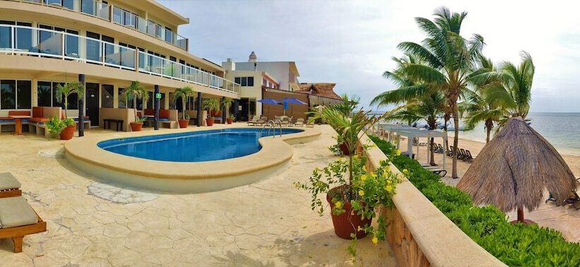 هتل Hacienda Morelos Beachfront