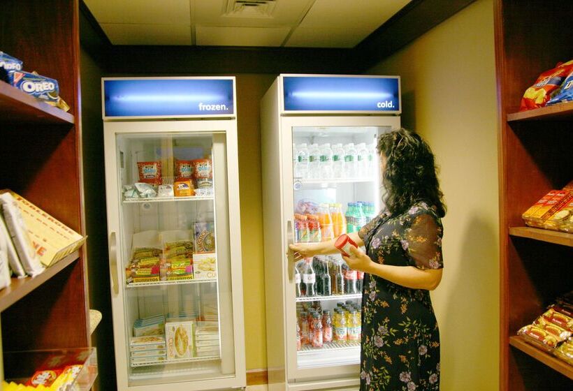 فندق Hampton Inn & Suites Rockland