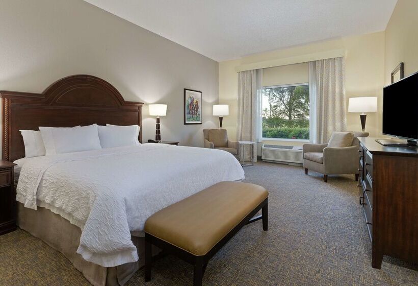 Отель Hampton Inn & Suites Wellington