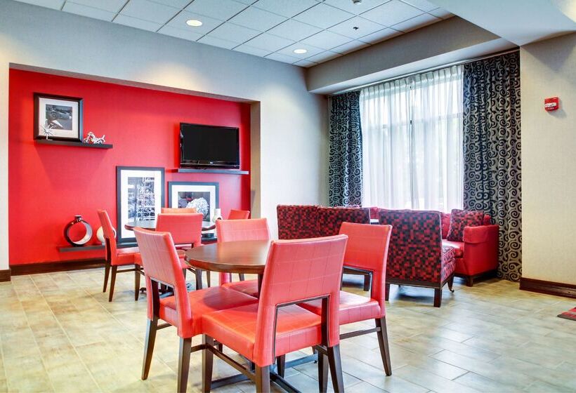 Отель Hampton Inn Birmingham Leeds