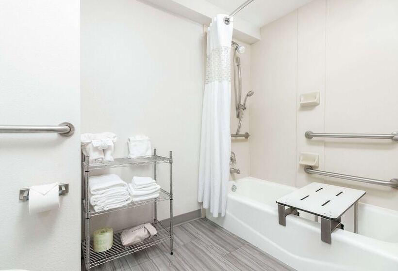 בית מלון כפרי Hampton Inn Daytona Shoresoceanfront
