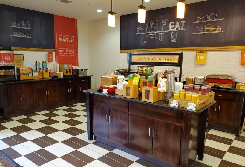 호텔 Hampton Inn Stow