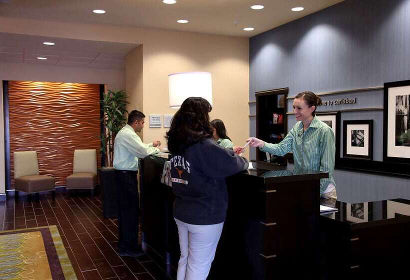 هتل Hampton Inn & Suites Carlsbad