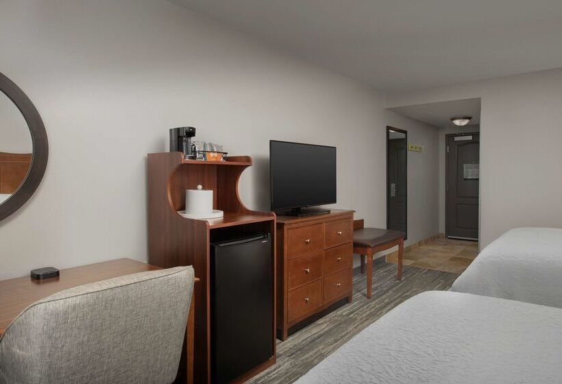 ホテル Hampton Inn & Suites Holly Springs